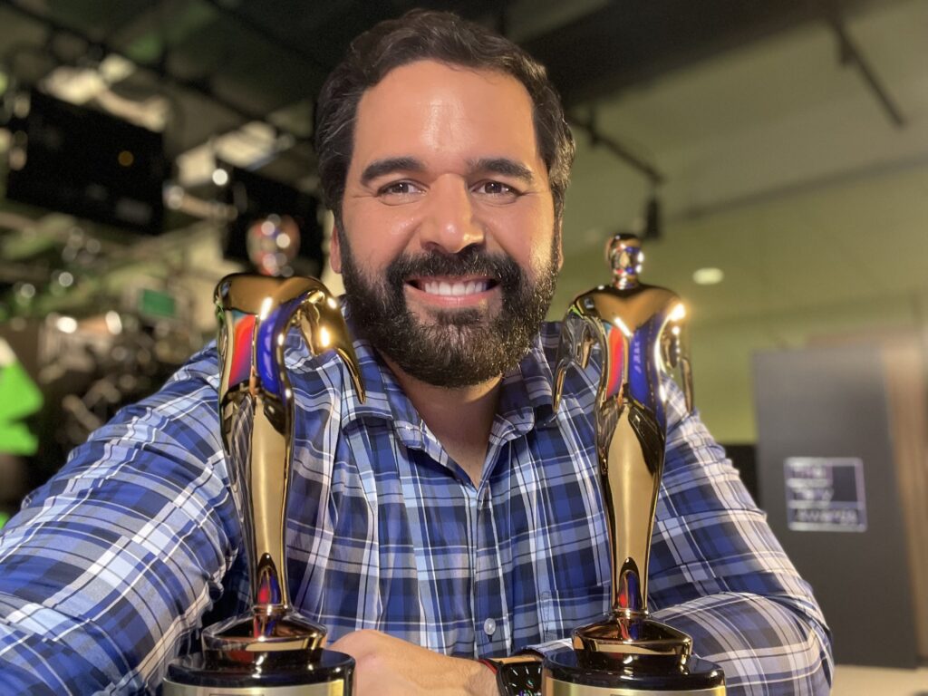 Albert Martínez ganando premios
