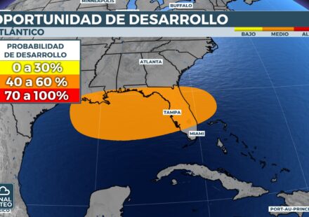 Invest 93L over Florida