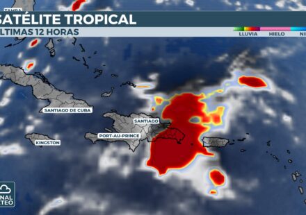 Onda tropical que puede convertirse en Imelda